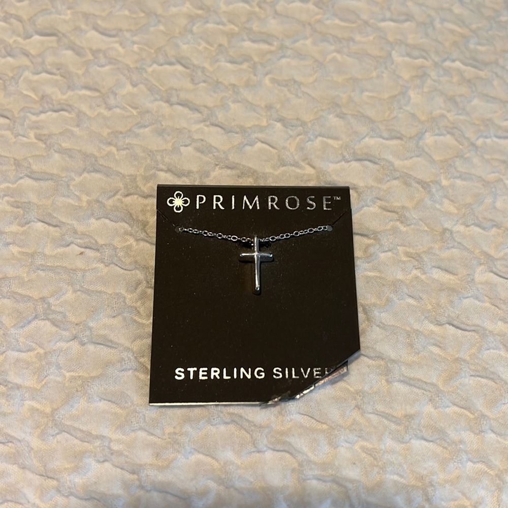 Sterling silver cross necklace!